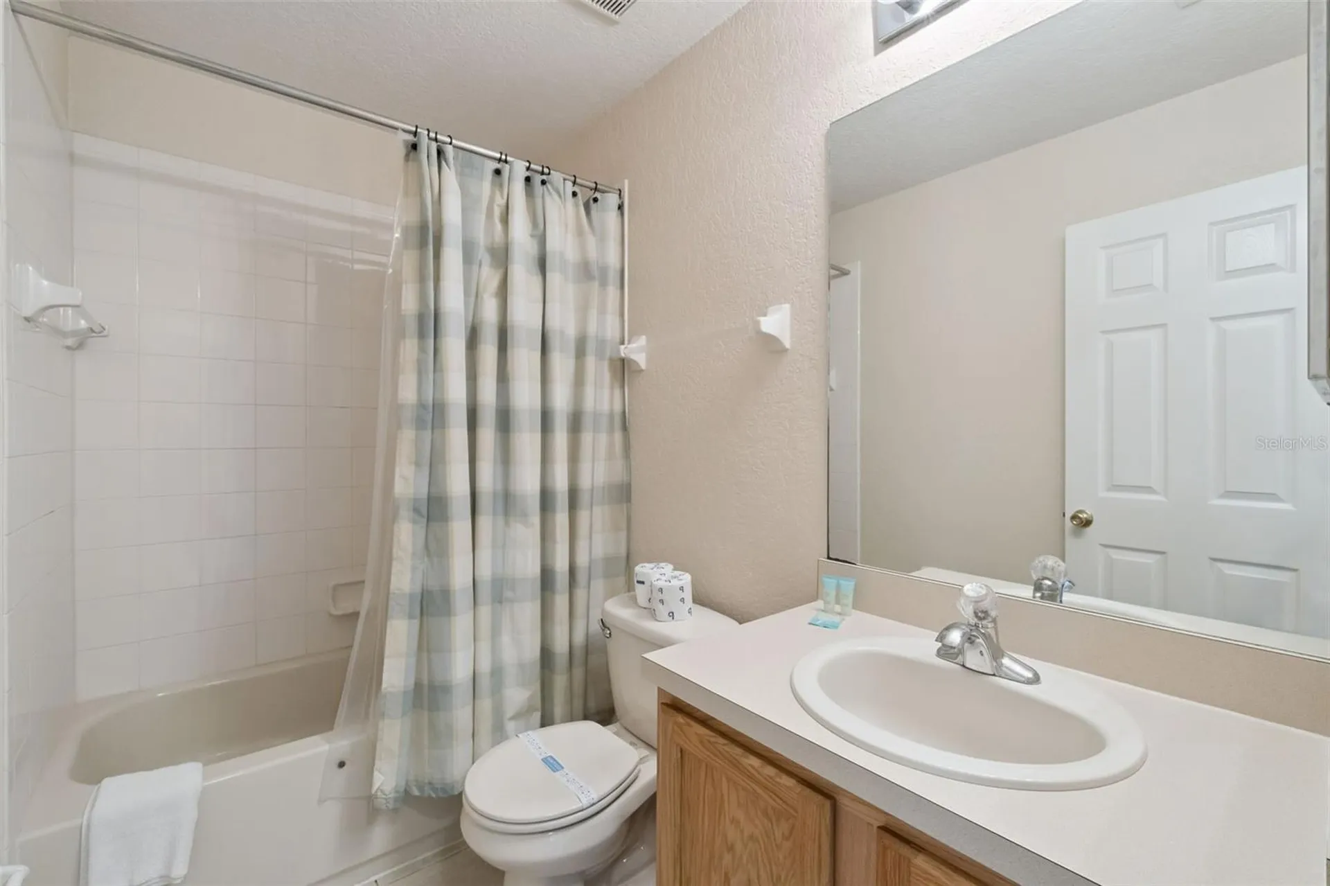 5732 Delorean Drive Kissimmee FL 34746