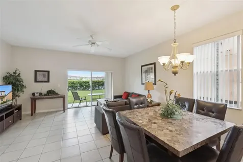 5732 Delorean Drive Kissimmee FL 34746
