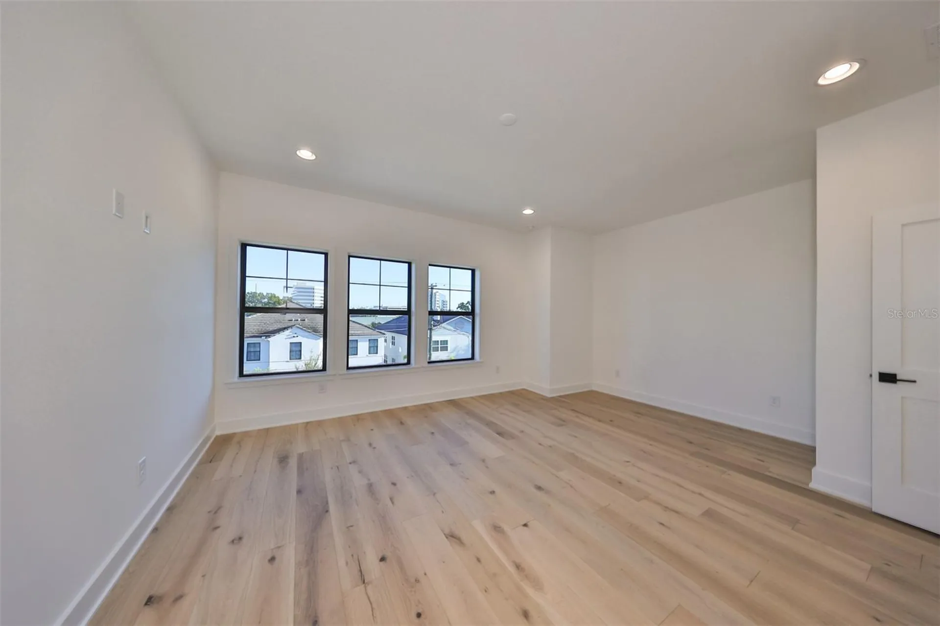 4324 W Gray Street Tampa FL 33609