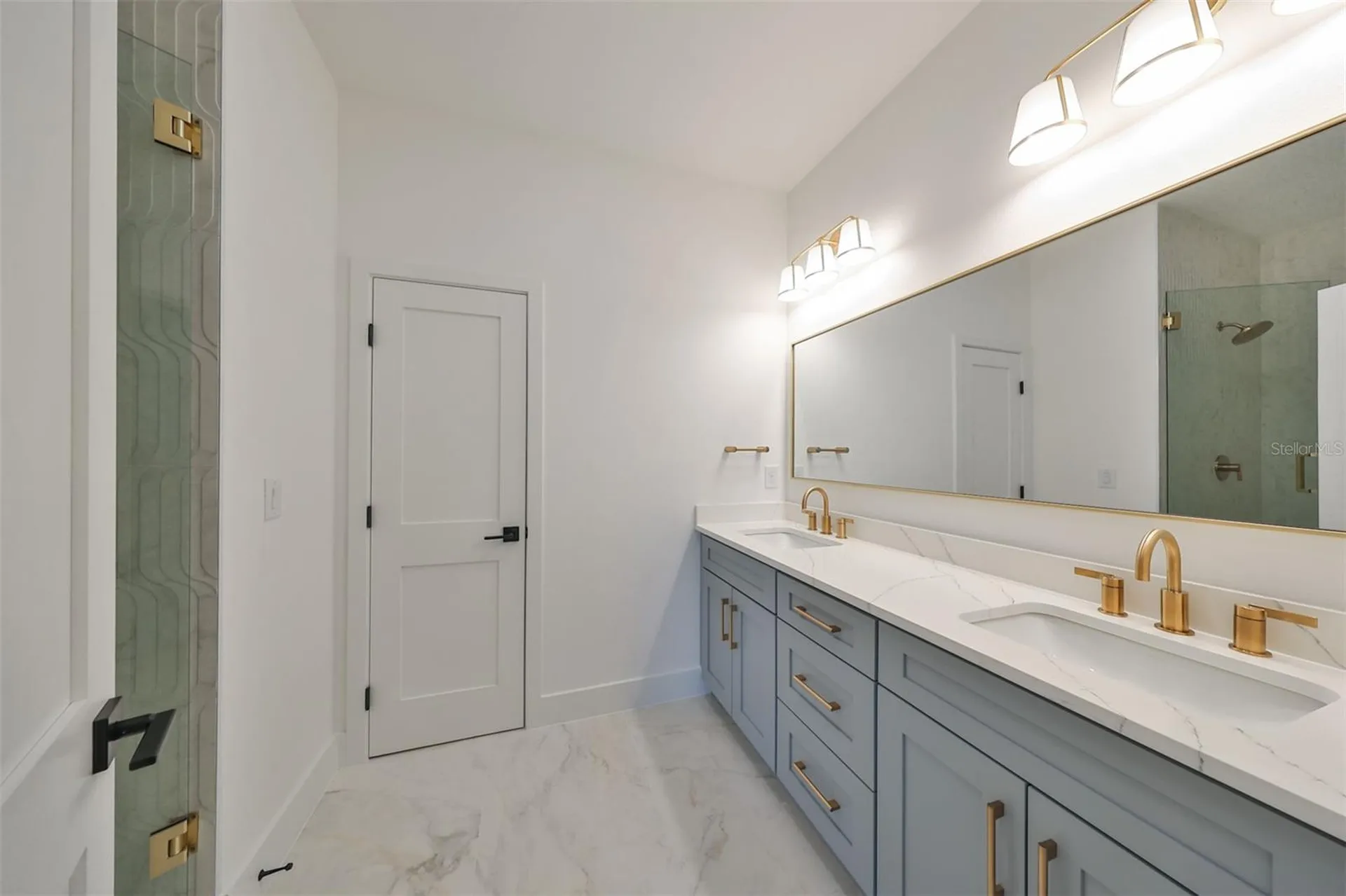 4324 W Gray Street Tampa FL 33609