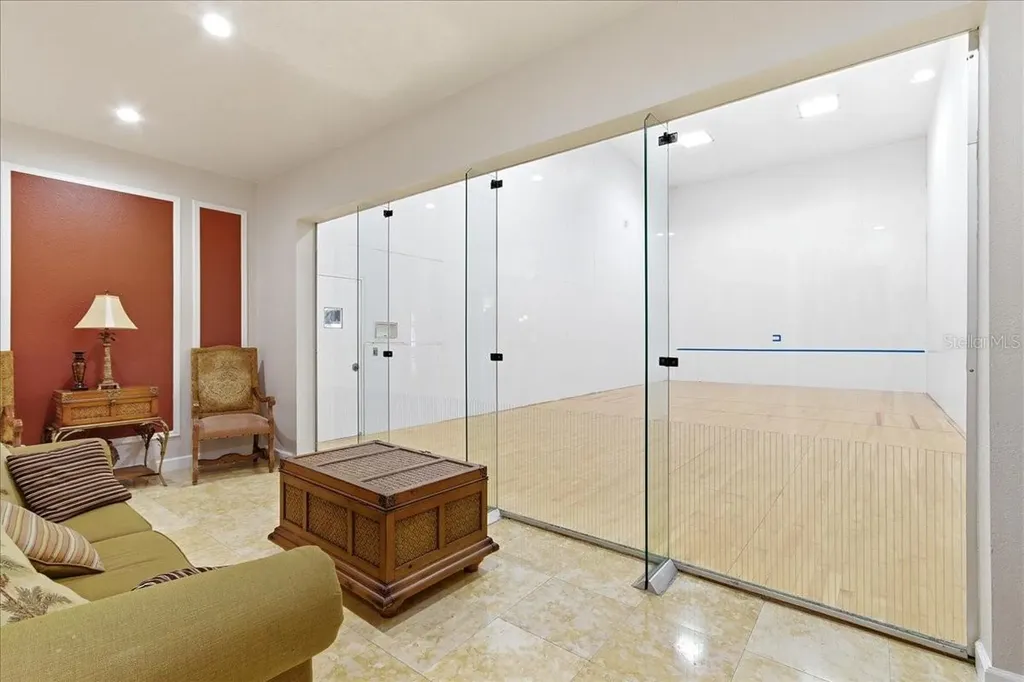 11594 Westwood Boulevard Orlando FL 32821