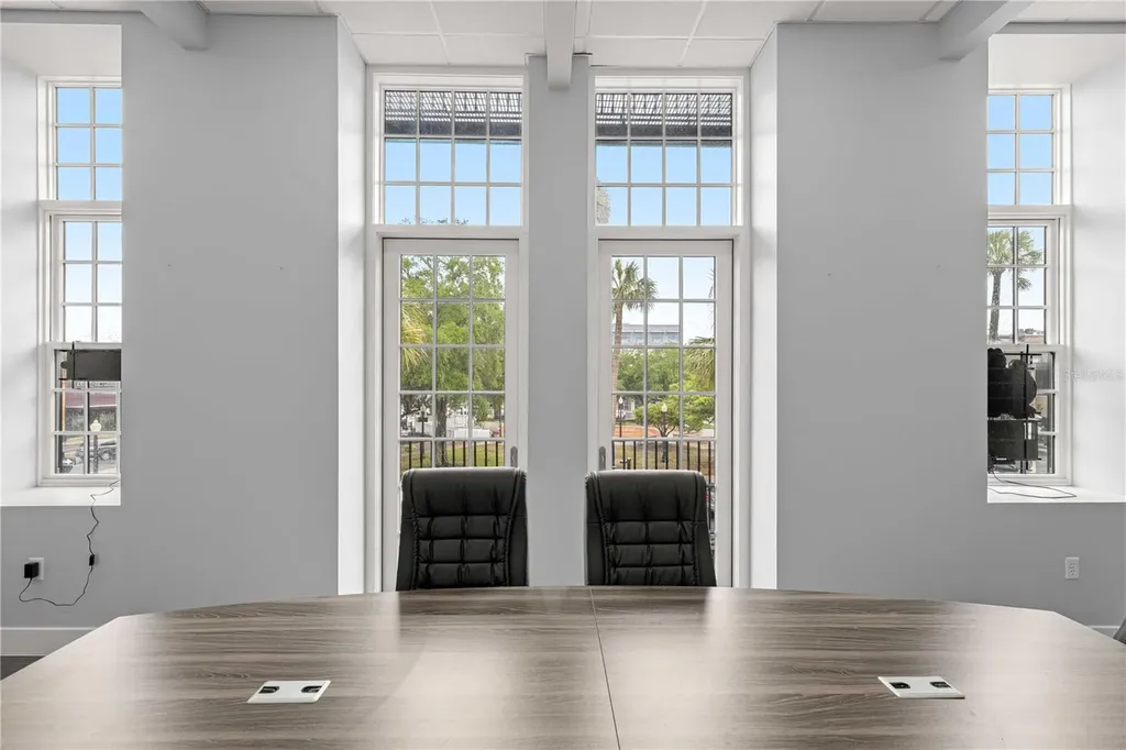 18 S Magnolia Avenue Ocala FL 34471