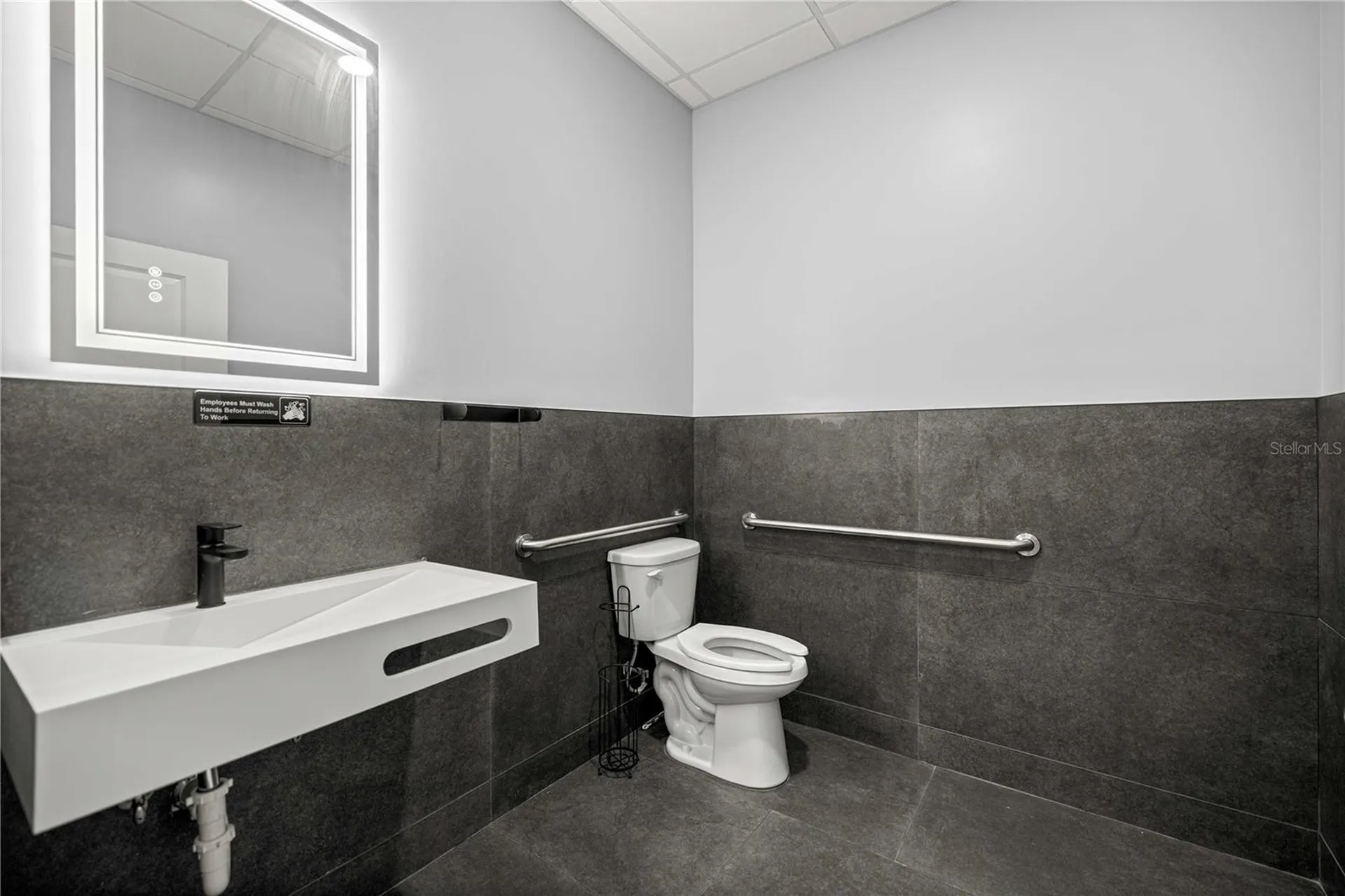 18 S Magnolia Avenue Ocala FL 34471