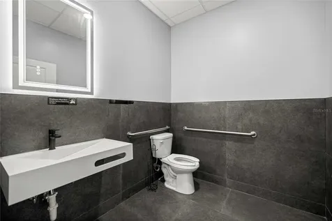 18 S Magnolia Avenue Ocala FL 34471