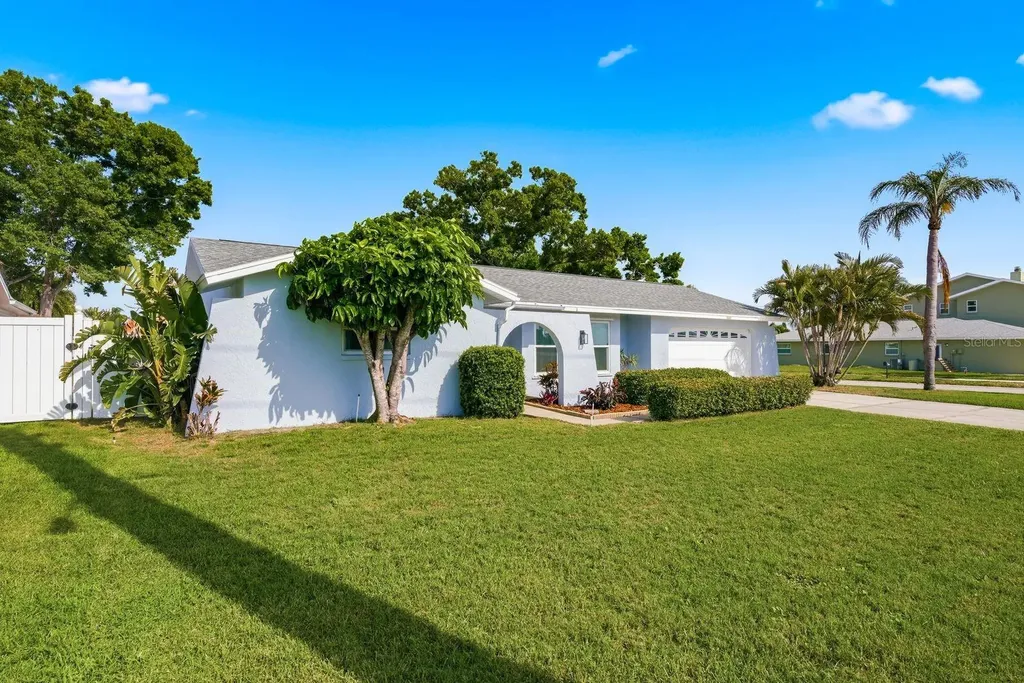 9115 125th Street Seminole FL 33772