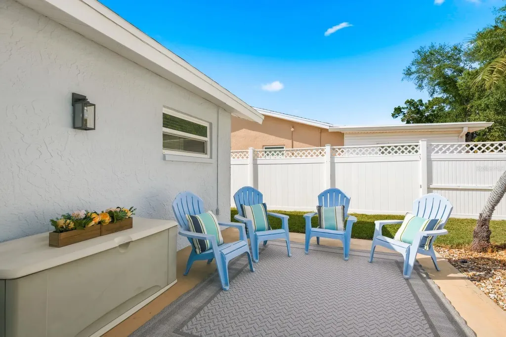 9115 125th Street Seminole FL 33772