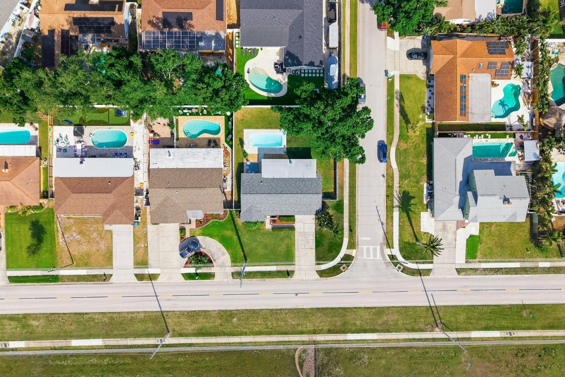 9115 125th Street Seminole FL 33772