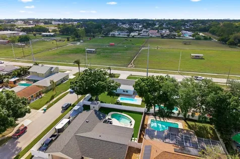 9115 125th Street Seminole FL 33772