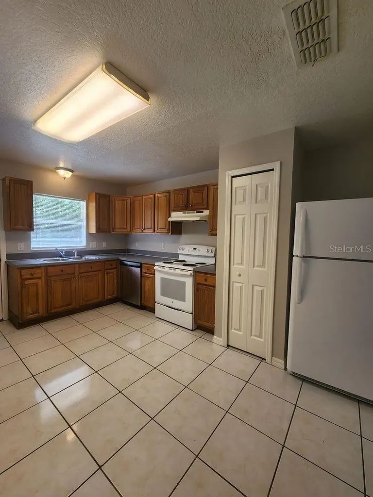 319 Baccarat Court Kissimmee FL 34759