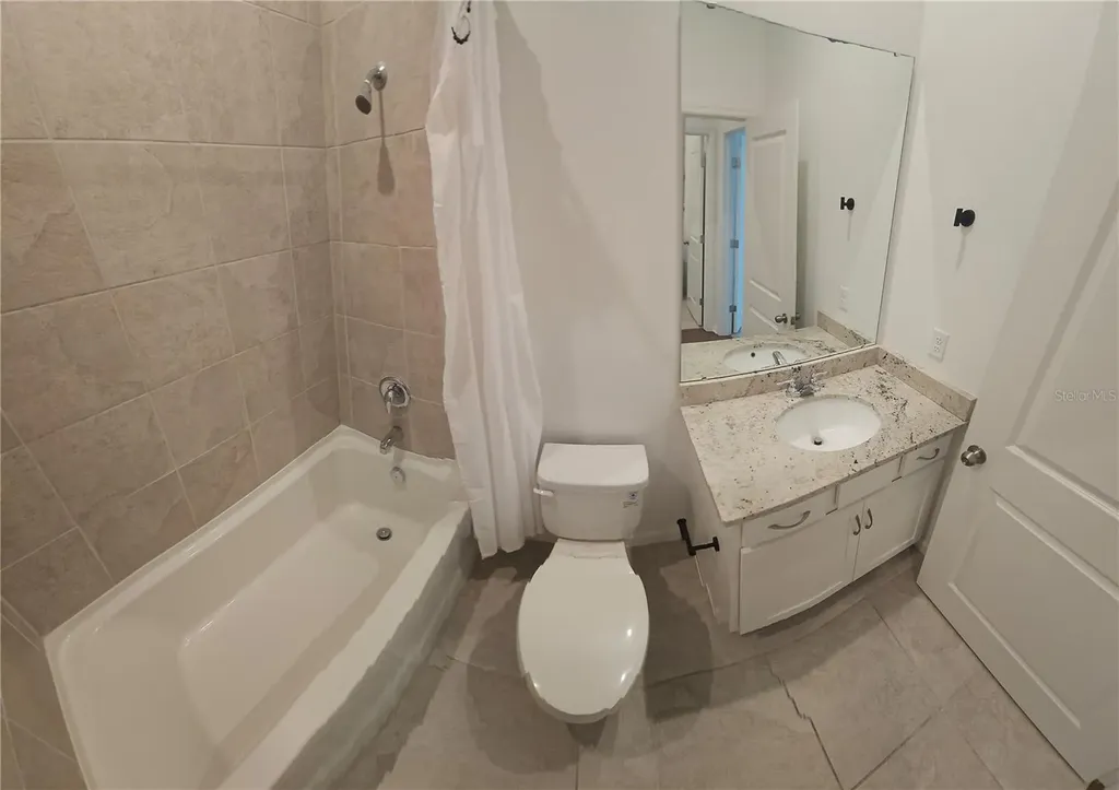 1141 Lakeshore Breeze Place Kissimmee FL 34747