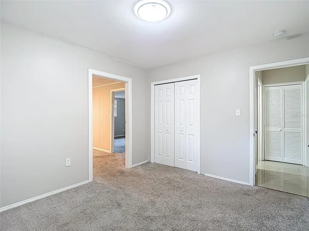 1328 Divot Lane Tampa FL 33612