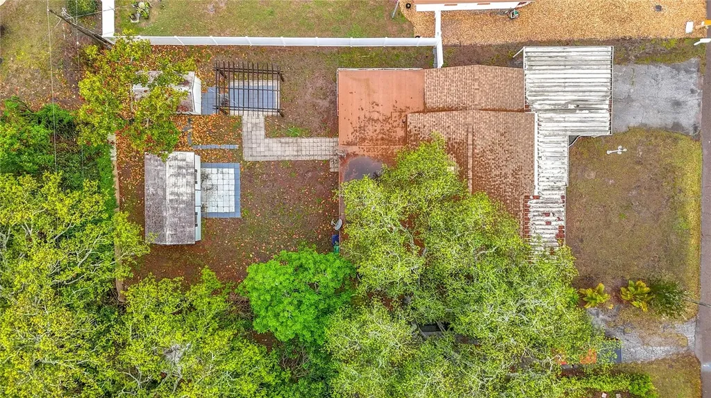 1328 Divot Lane Tampa FL 33612