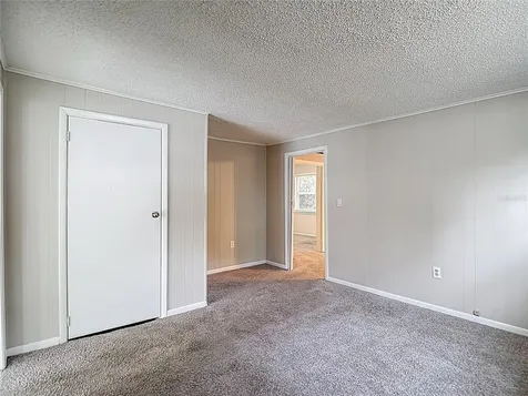 1328 Divot Lane Tampa FL 33612