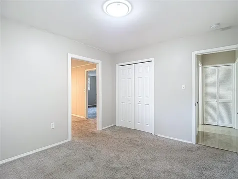1328 Divot Lane Tampa FL 33612