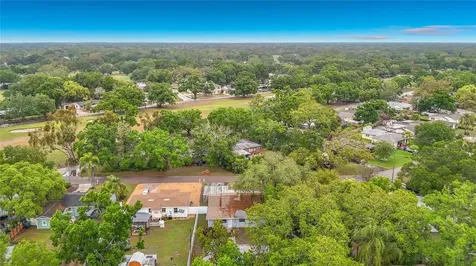 1328 Divot Lane Tampa FL 33612