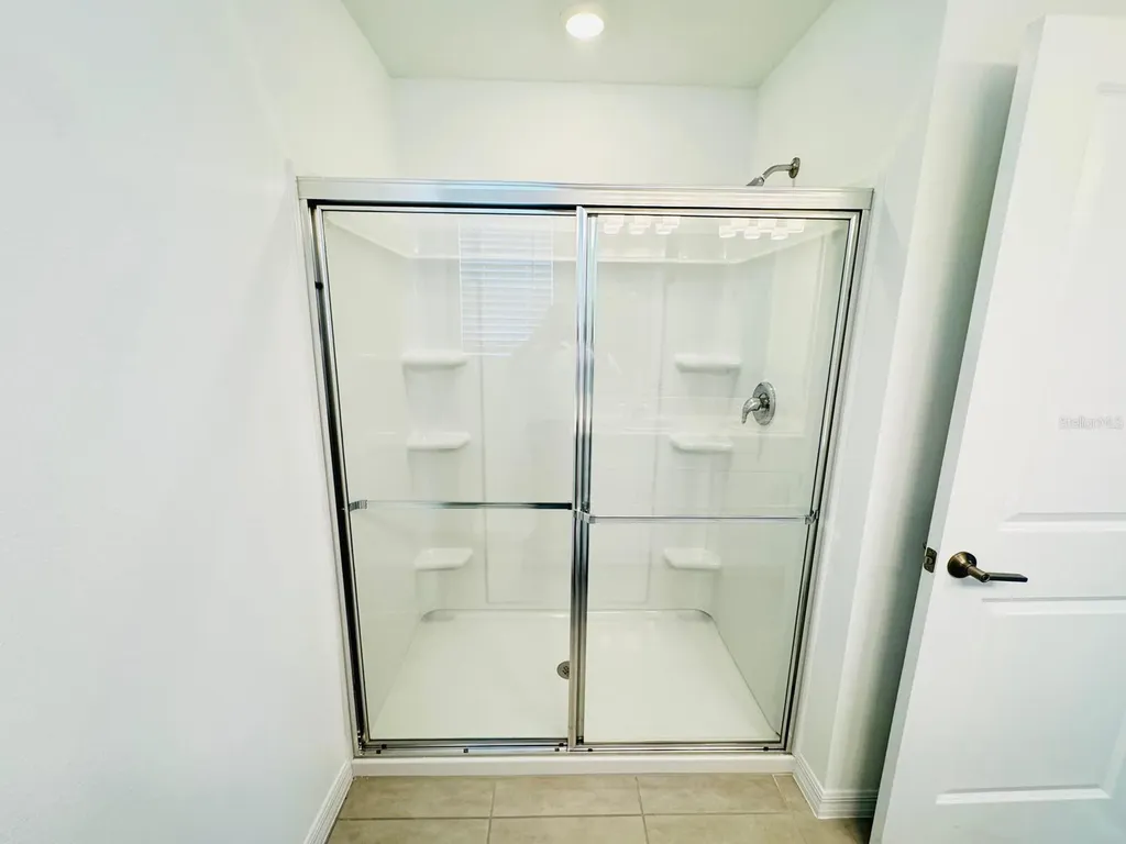 3140 Skyline Loop Kissimmee FL 34758