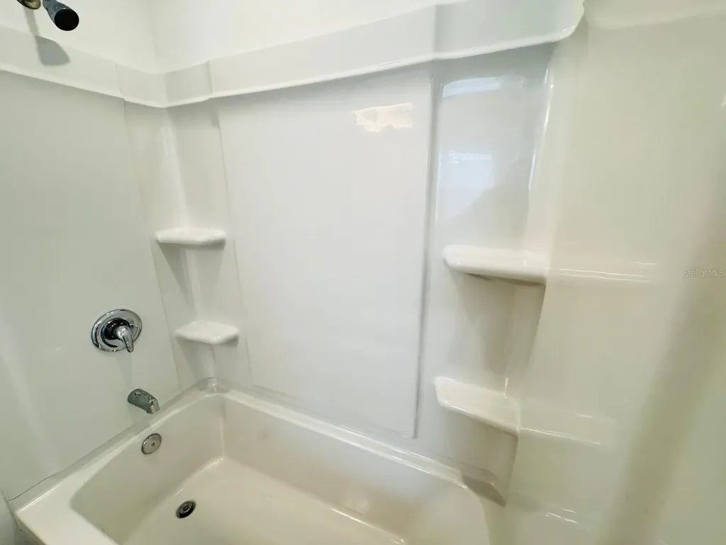 3140 Skyline Loop Kissimmee FL 34758