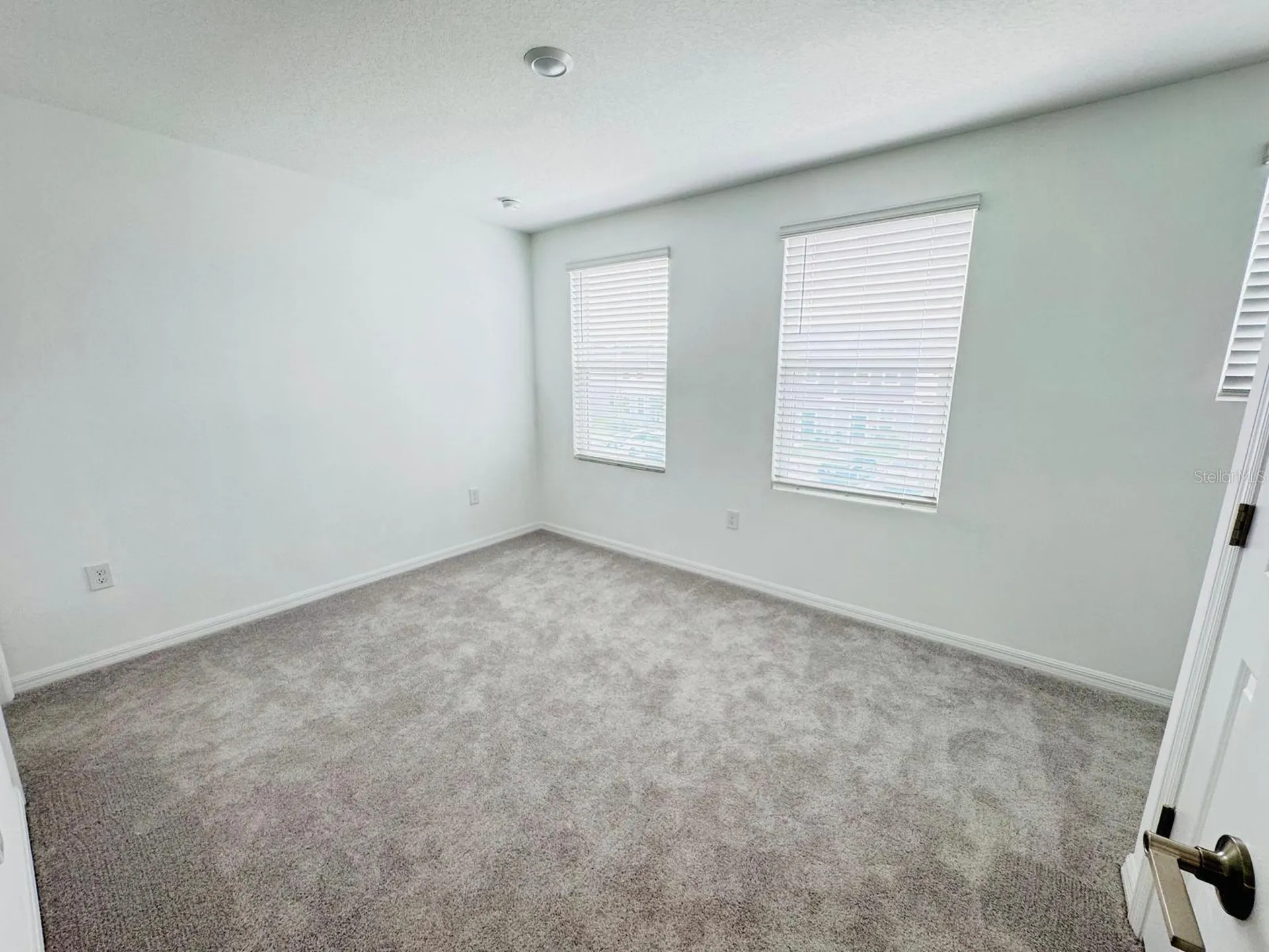 3140 Skyline Loop Kissimmee FL 34758