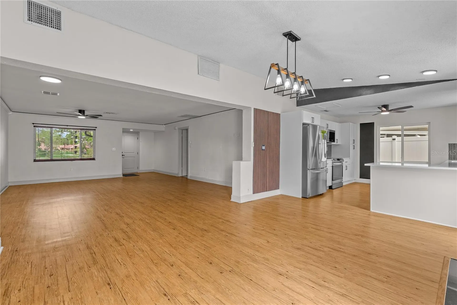 9554 86th Avenue Seminole FL 33777