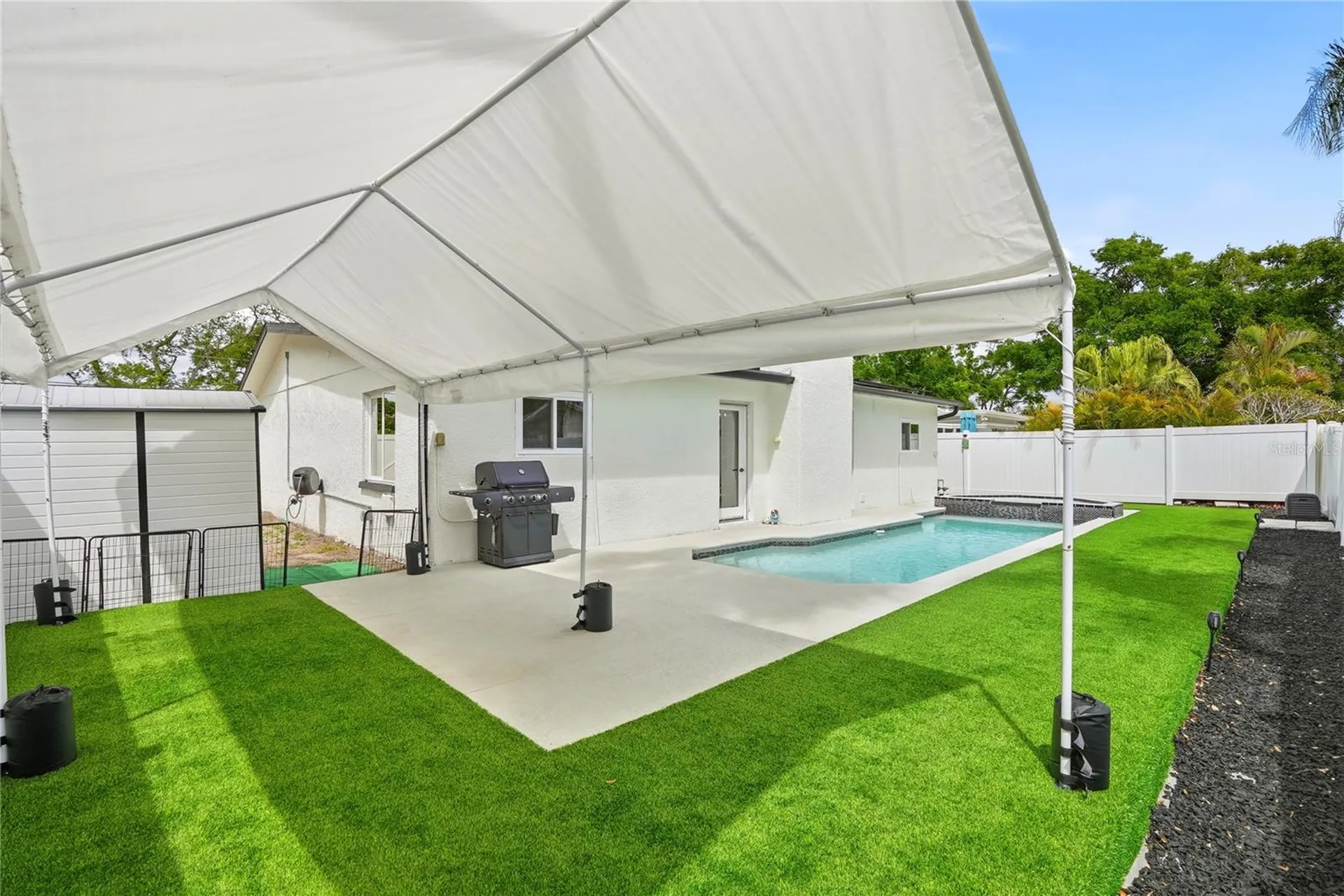 9554 86th Avenue Seminole FL 33777
