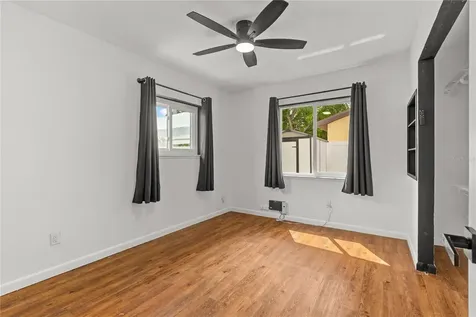 9554 86th Avenue Seminole FL 33777
