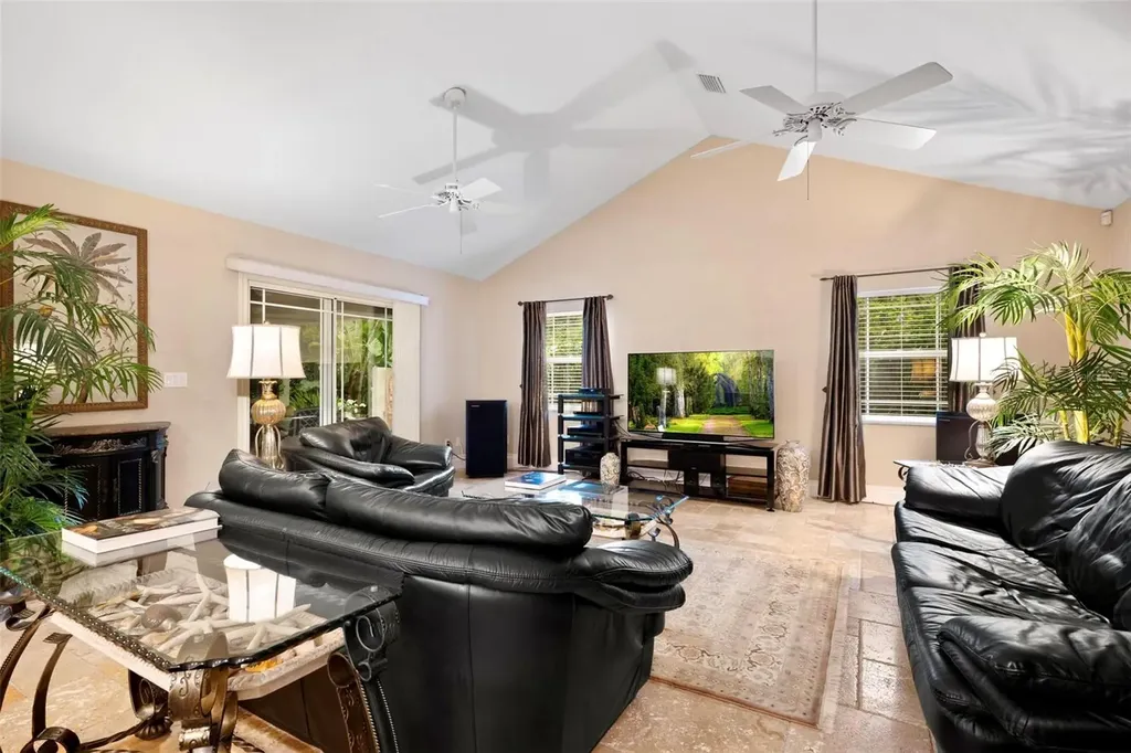 3610 11th Avenue N St Petersburg FL 33713