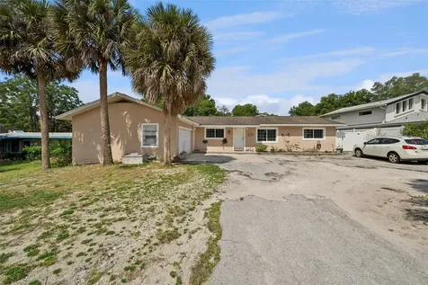 1050 Crystal Bowl Circle Casselberry FL 32707