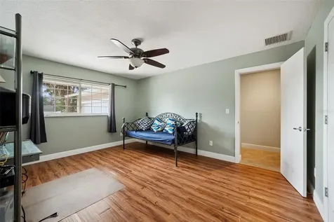 1050 Crystal Bowl Circle Casselberry FL 32707