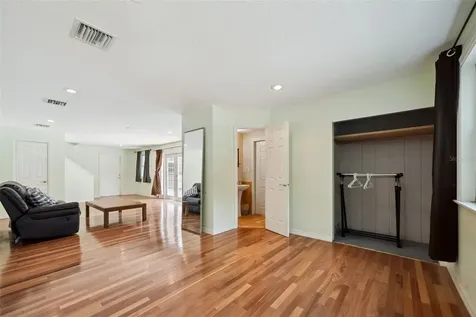1050 Crystal Bowl Circle Casselberry FL 32707