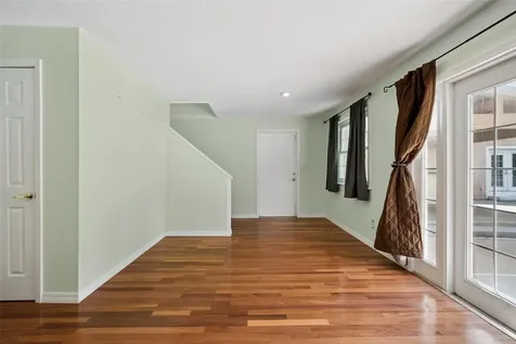 1050 Crystal Bowl Circle Casselberry FL 32707