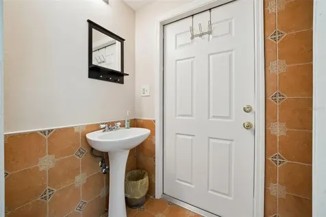 1050 Crystal Bowl Circle Casselberry FL 32707