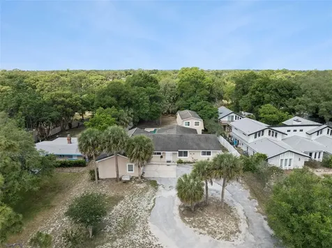 1050 Crystal Bowl Circle Casselberry FL 32707