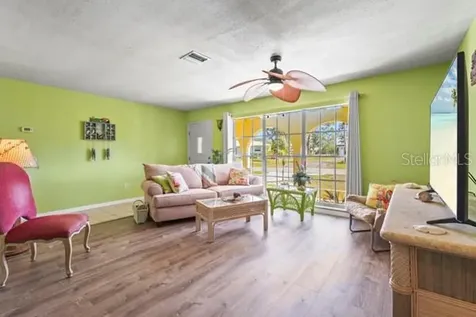 18399 Burkholder Circle Port Charlotte FL 33948