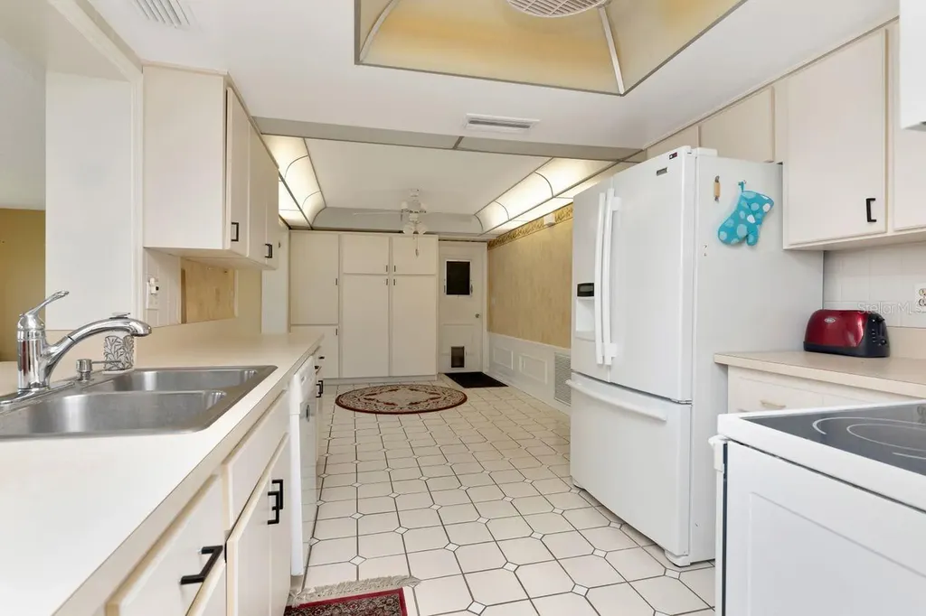 10153 44th Street N Pinellas Park FL 33782