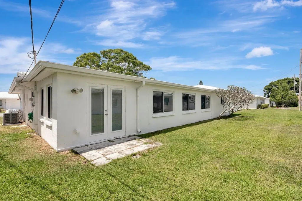 10153 44th Street N Pinellas Park FL 33782
