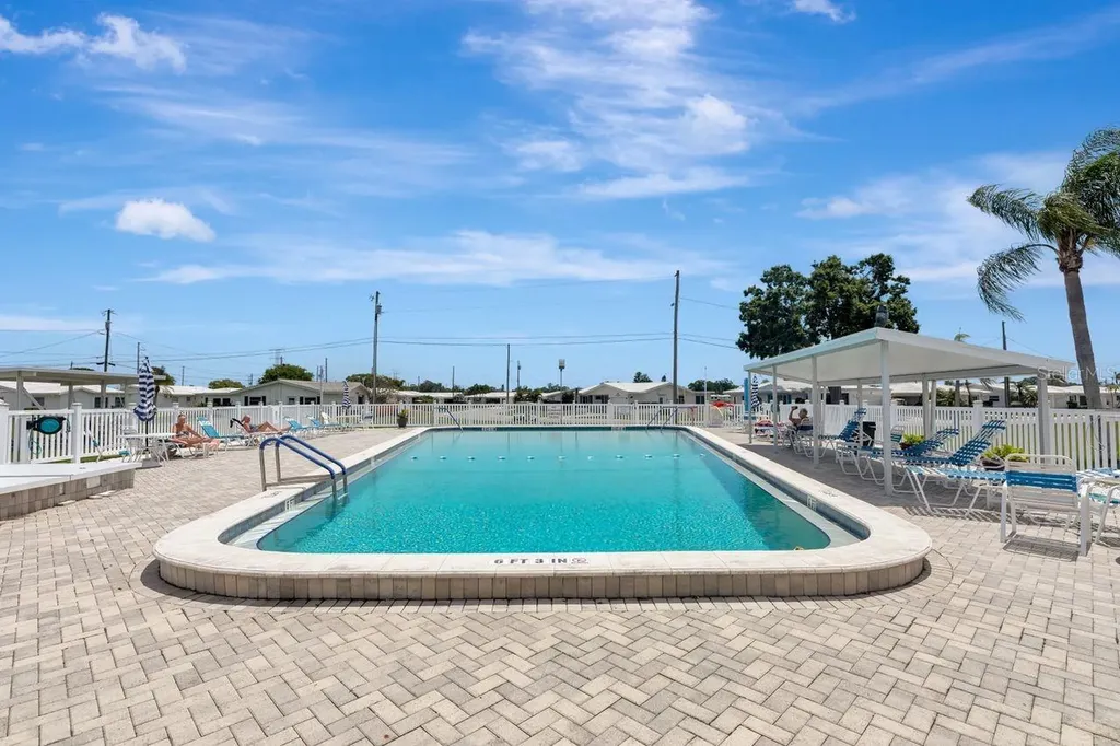 10153 44th Street N Pinellas Park FL 33782