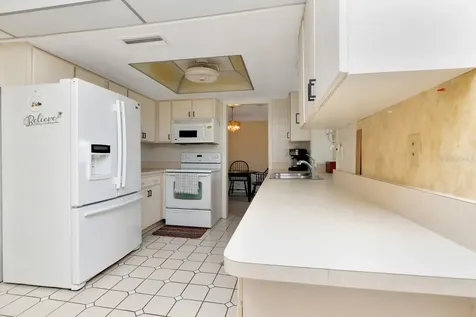 10153 44th Street N Pinellas Park FL 33782