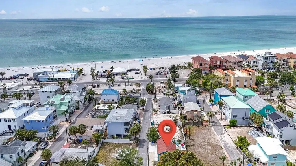 118 92nd Avenue Treasure Island FL 33706