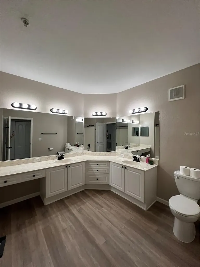 2725 Via Cipriani Clearwater FL 33764
