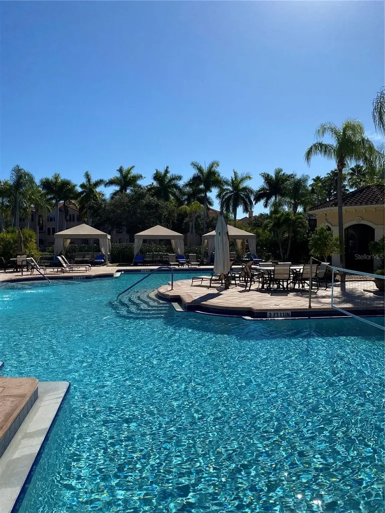 2725 Via Cipriani Clearwater FL 33764