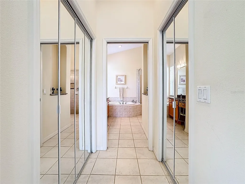 6388 Rookery Circle Bradenton FL 34203
