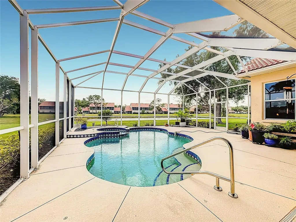 6388 Rookery Circle Bradenton FL 34203
