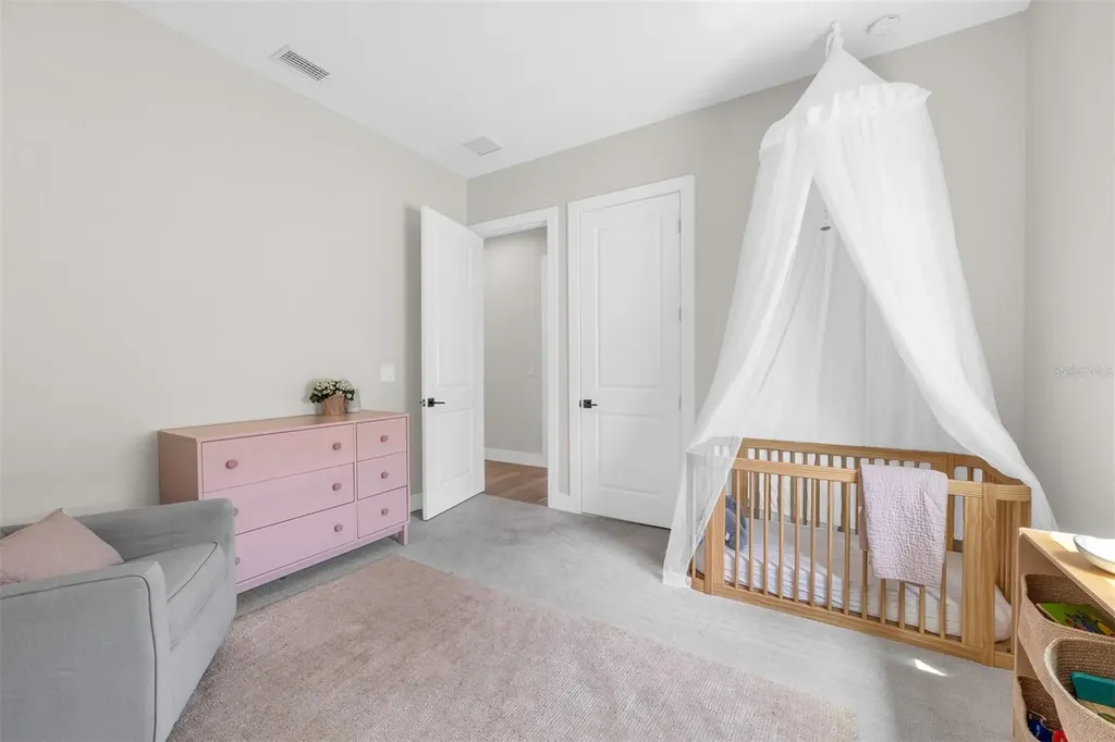 4347 Daubert Street Orlando FL 32803