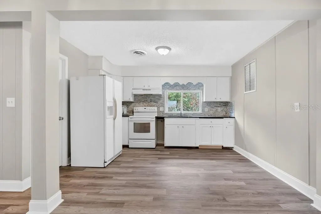 5137 Mount Plymouth Road Apopka FL 32712