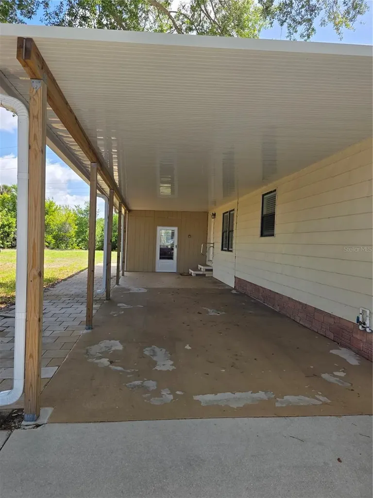 6228 Falcon Drive Englewood FL 34224