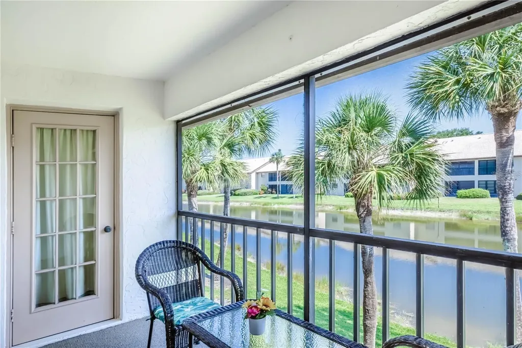 335 Three Lakes Lane Venice FL 34285