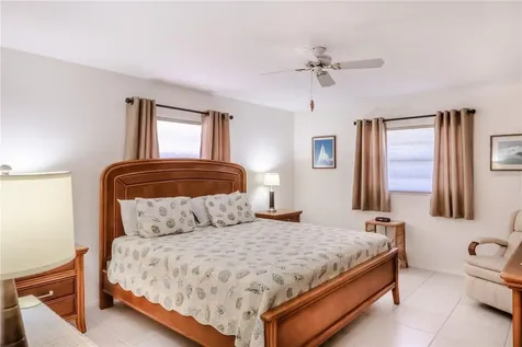 335 Three Lakes Lane Venice FL 34285