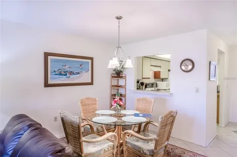 335 Three Lakes Lane Venice FL 34285