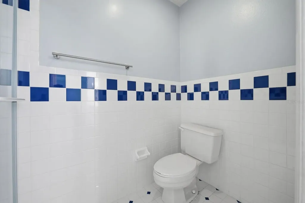 15446 E Pond Woods Drive Tampa FL 33618