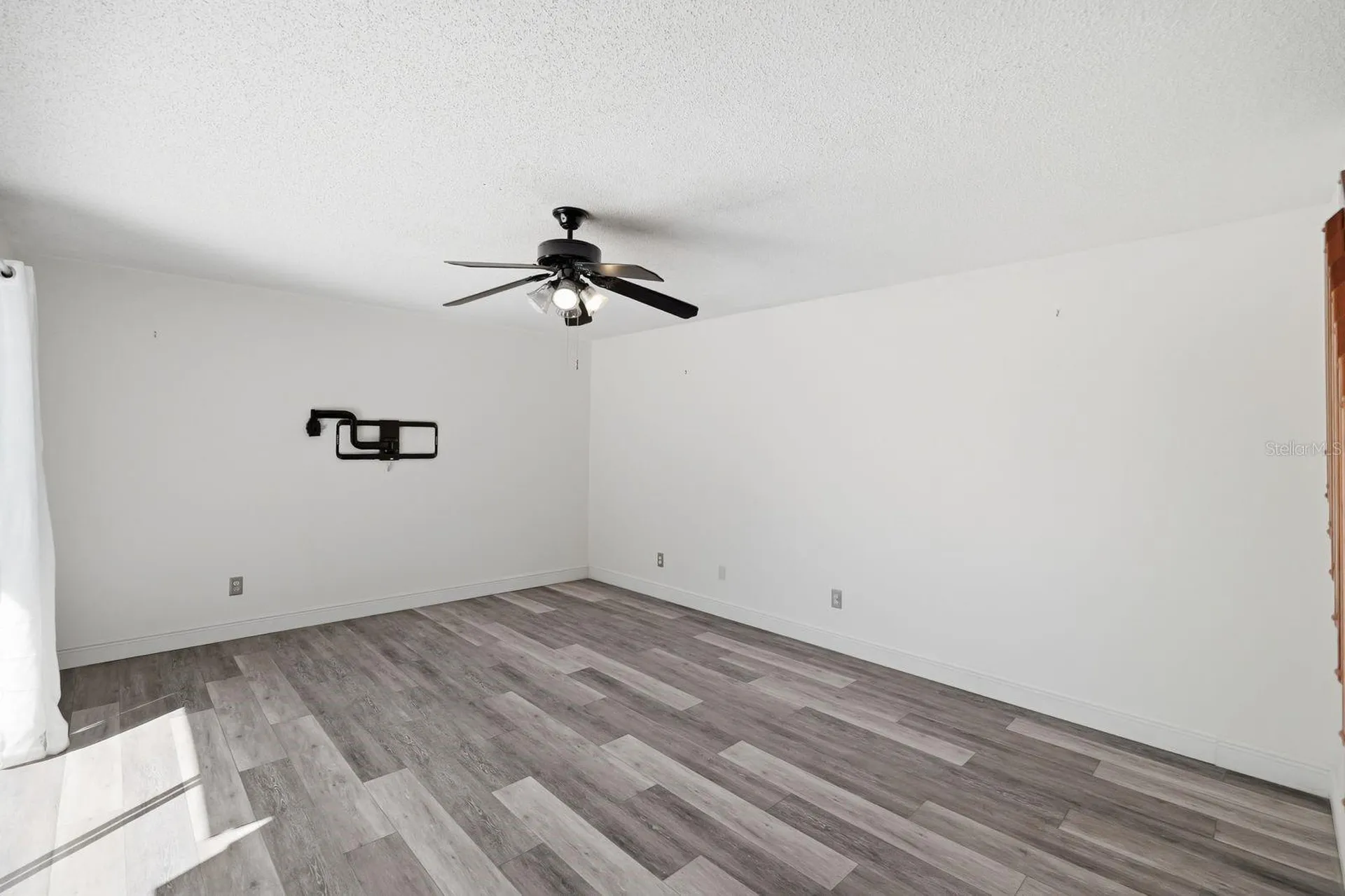 15446 E Pond Woods Drive Tampa FL 33618